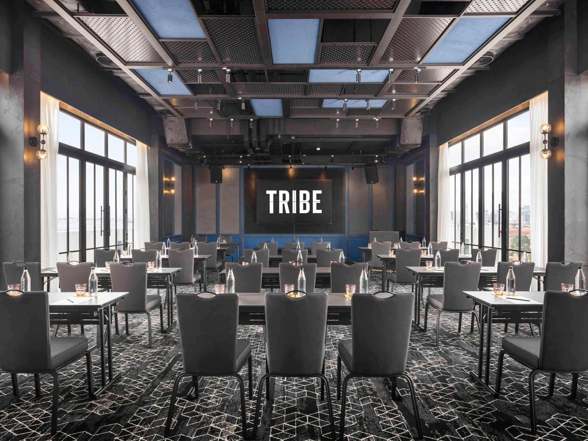 Tribe Phnom Penh Post Office Hotel Ngoại thất bức ảnh