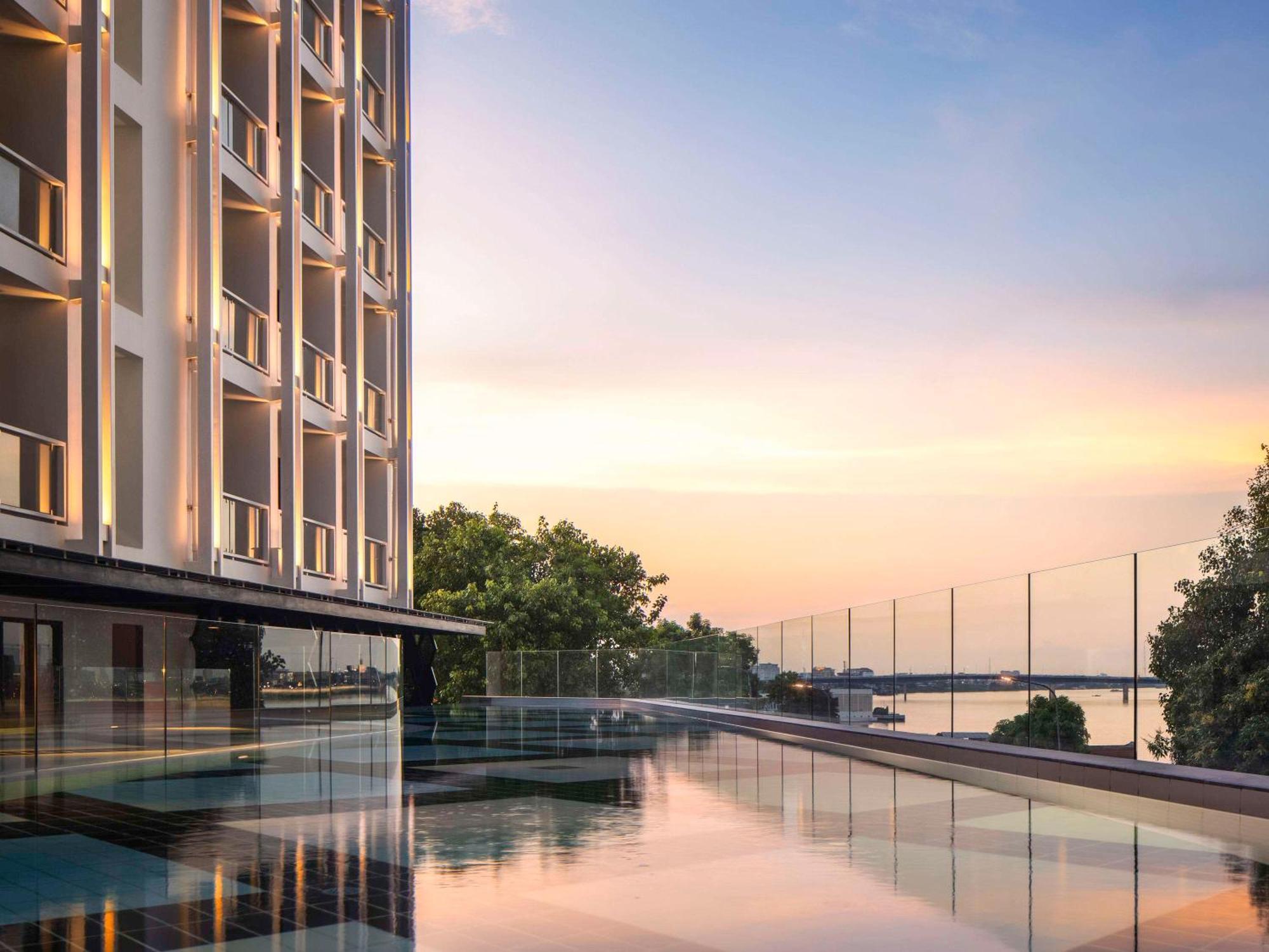 Tribe Phnom Penh Post Office Hotel Ngoại thất bức ảnh